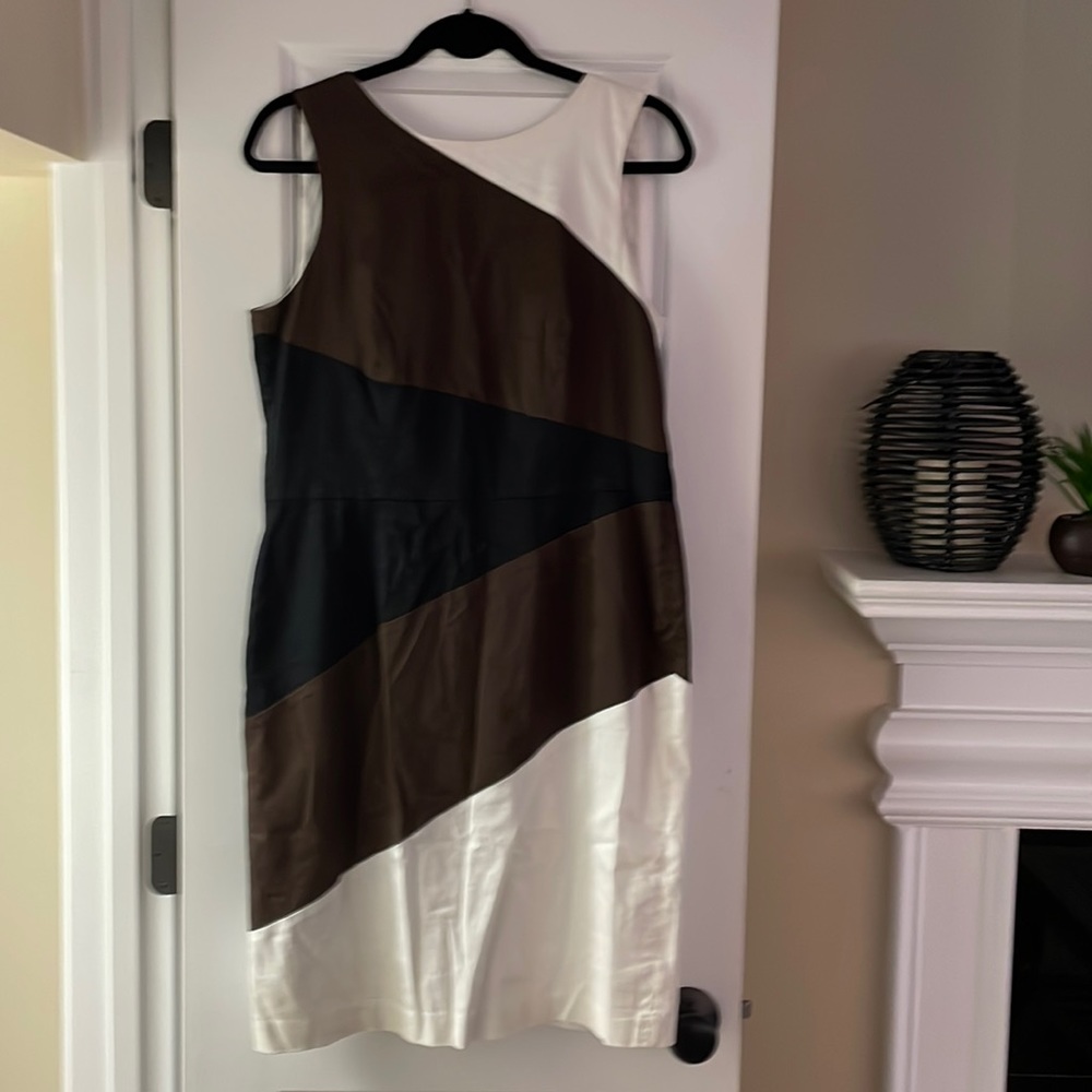 White house  lack Market sleeveless dress